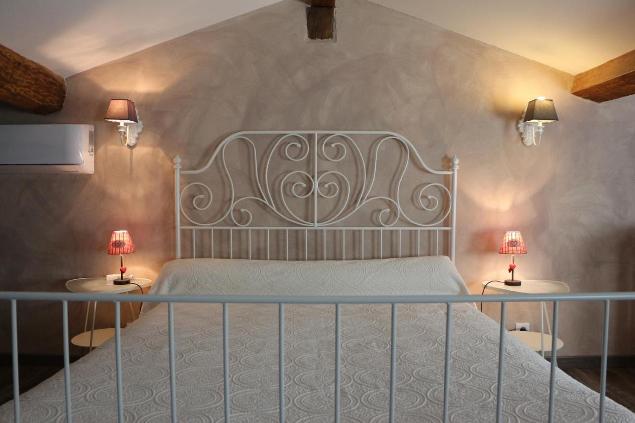 Gite " Suzon" A Peyroutas Vignonet St Emilion Exteriér fotografie